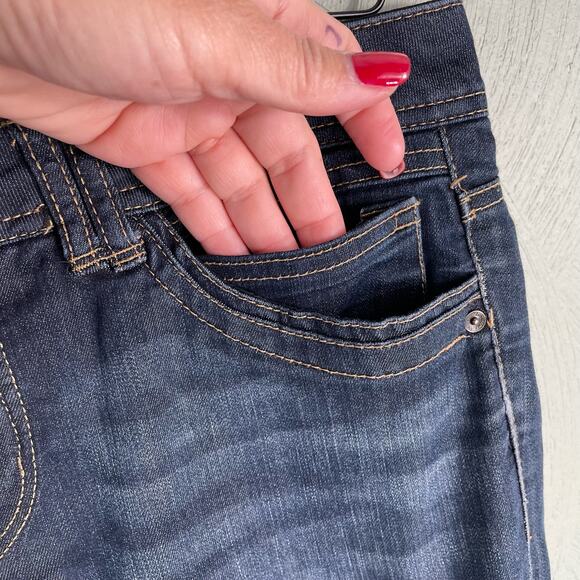 Democracy Ab Technology Women's Jeans Size 8 Mid Rise Tapered Leg Cropped Soft - Picture 6 of 9